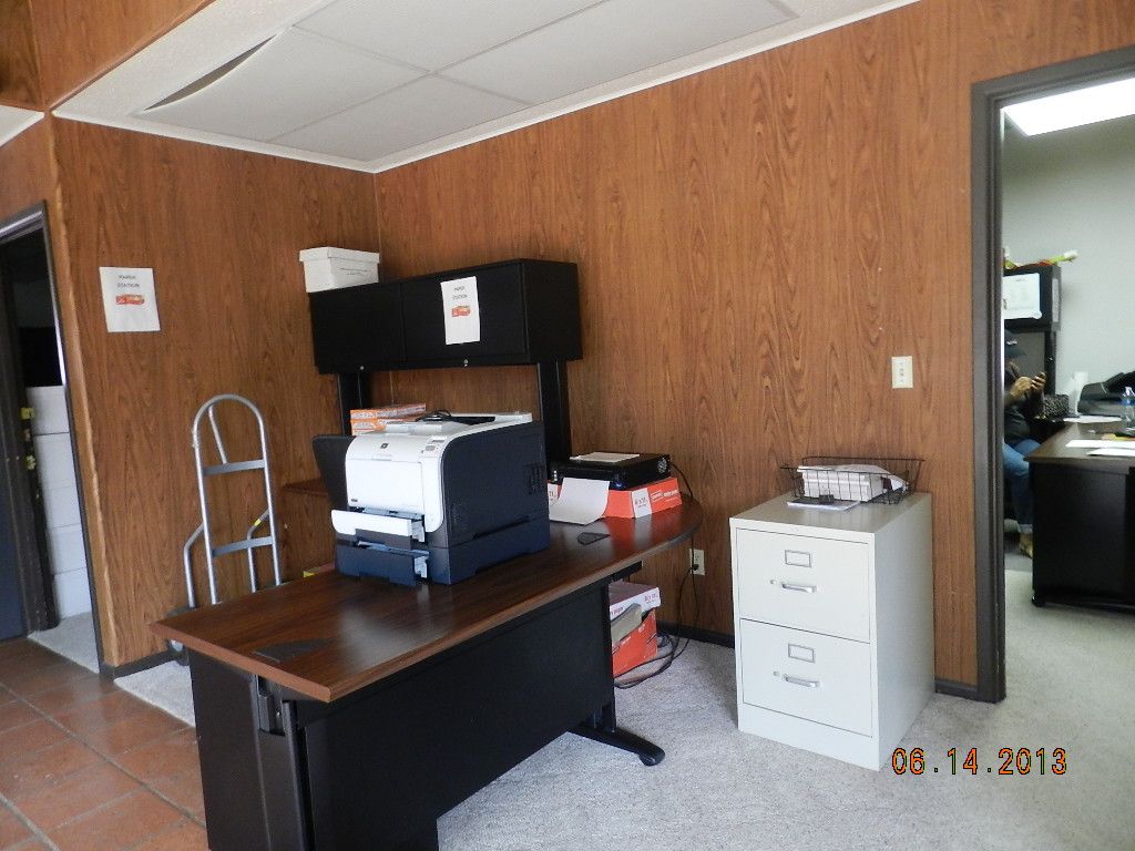 Stephen & Sue Lau Building: 1 Spring Dr, Fort Stockton, TX 79735